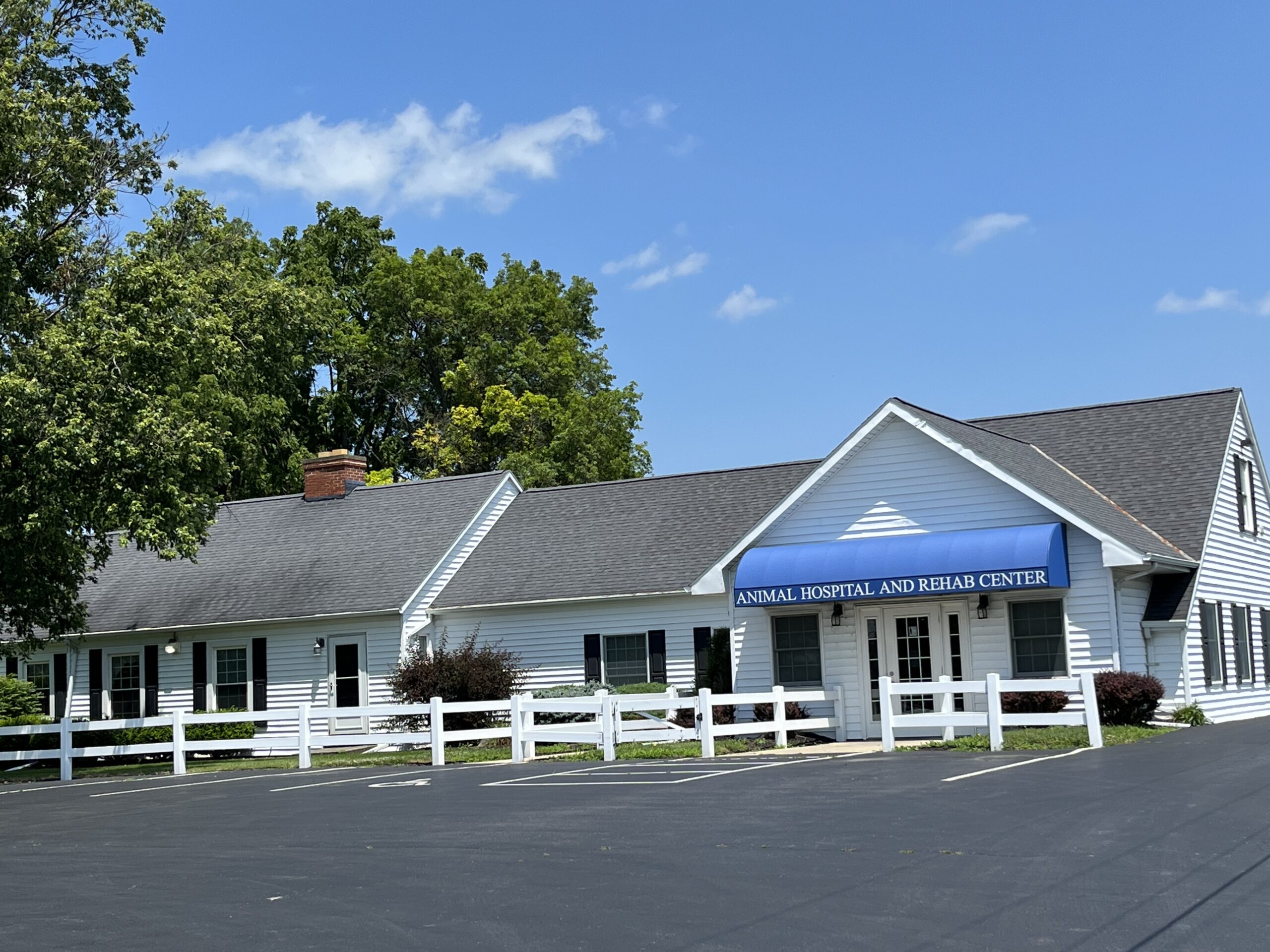 Animal Hospital of Tiffin front view
